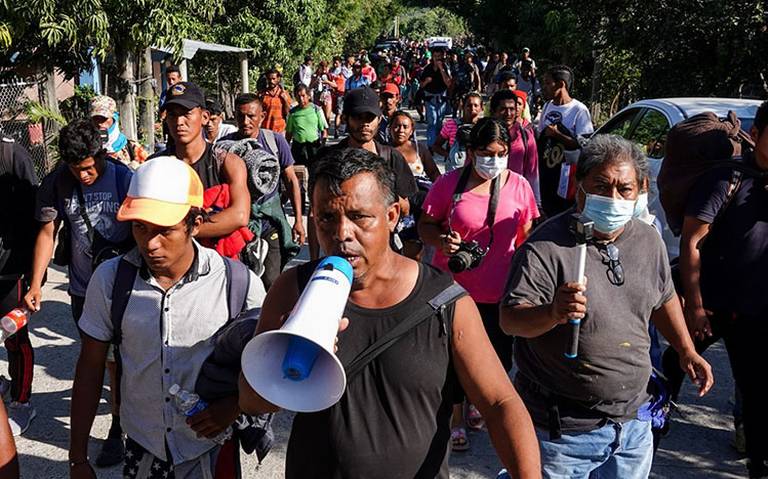 Caravanas migrantes siguen atravesando M xico a pesar de amenazas